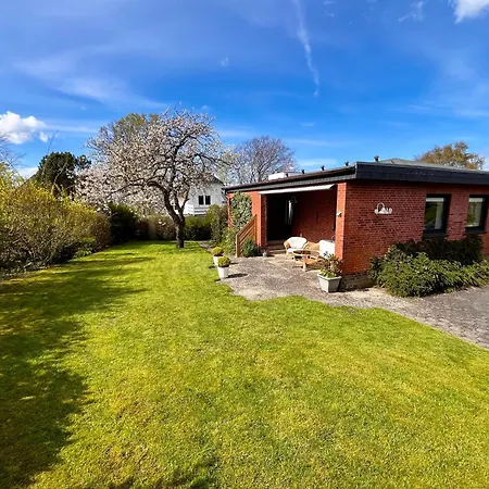Dom wakacyjny Fass-sauna, Garten, Etwas Foerdeblick, 2 Minuten Zum Naturstrand - Opa Meyer